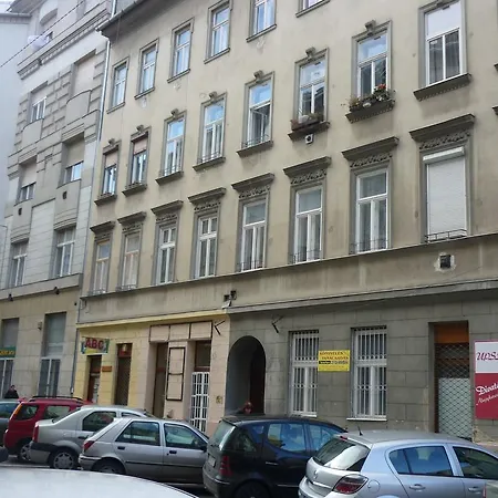 Joe Apartment